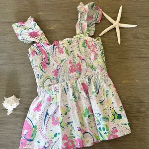 Crown & Ivy Floral Smocked Peasant Poplin sleeveless top size S